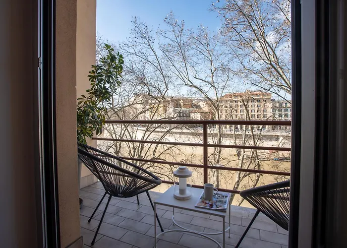 Pgrhome Riverside Апартаменты *