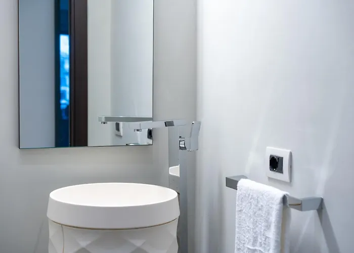 Pgrhome Riverside Апартаменты