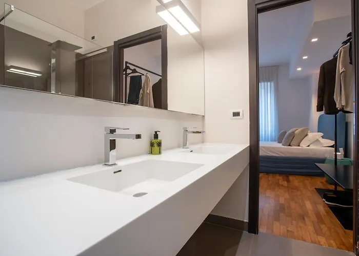 Апартаменты Pgrhome Riverside *